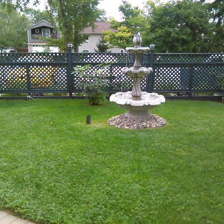 Point Pelee Lakeshore B&B Leamington Exterior foto